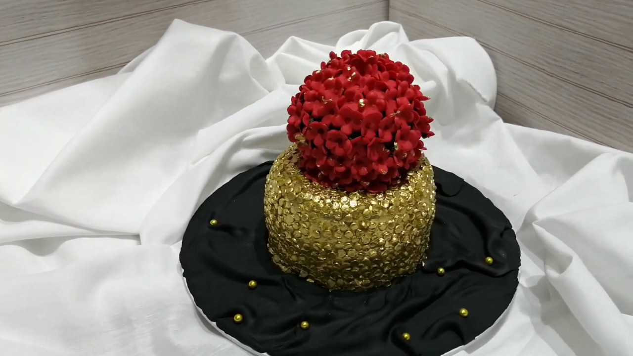 How to make a Gold Sequin and Pomander Cake - Sugarpot Delights
