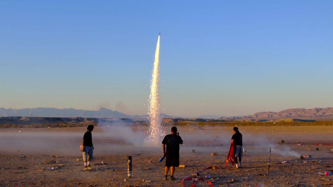 After Party 2023 Moapa - Daylight ground salutes, strobe & whistle rockets, cakes