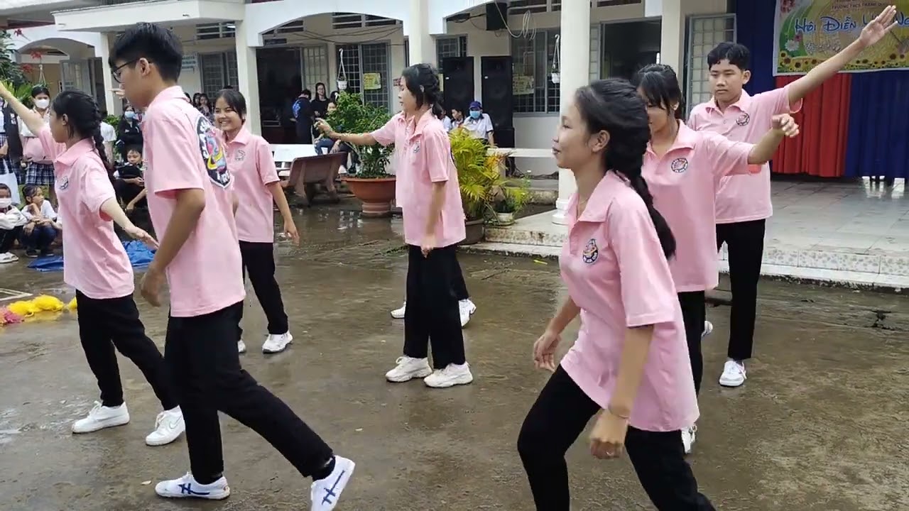 Trường THCS Thạnh Quới_Hội diễn văn nghệ: Tiết mục múa lớp 9/3: Bay lên nhé ước mơ học trò