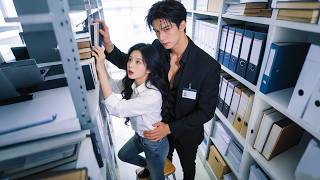 Her Flash-Married Husband Is a Powerful CEO—He Pretends to Be an Intern Just to Stay by Her Side! screenshot 1