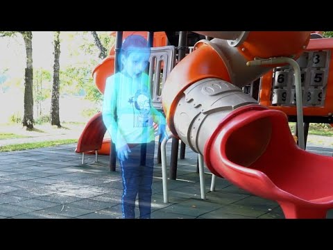 Video Cầu trượt EXTRA SLIDE xoay đã biến chúng ta thành Ma... - youtube