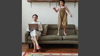 Sprightly Music for Full Concentration