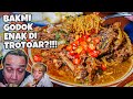 BAKMI GODOG CABE RICA ENAK BGT JUALANNYA di ATAS TROTOAR