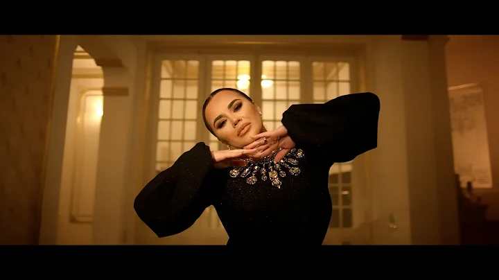 Carmen de la Salciua - Chiar de Craciun [video ofi...