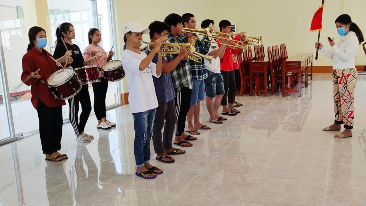 MỘT BUỔI CHẠY CHƯƠNG TRÌNH CỦA ANH EM KÈN TÂY GIỒNG RIỀNG.