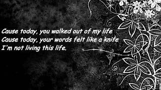 Second Serenade - Like a knife (Lyrics)