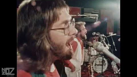 Little River Band - Help Is On Its Way (1977)