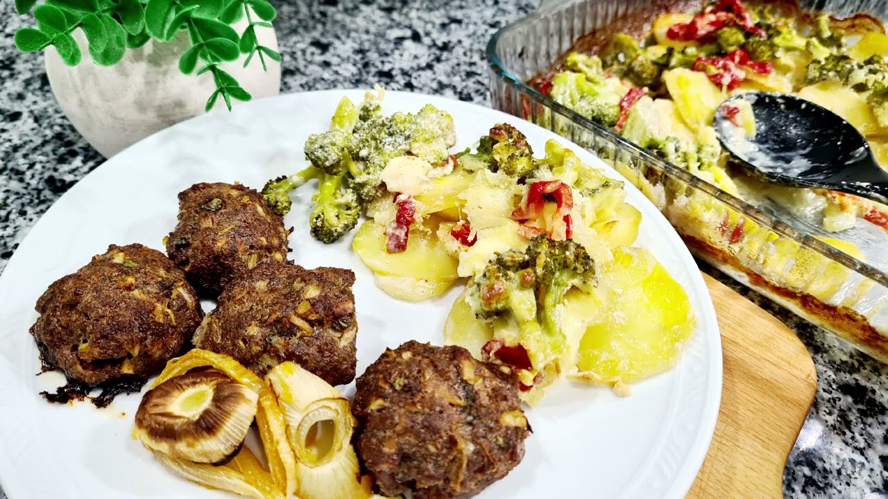 Fırında #Köfte,Patatez,#Brokoli Gratin#yemektarifleri #keşfet #kochrezepte #foodbloggers#vlogger Fırında #Köfte,Patatez,#Brokoli Gratin#yemektarifleri #keşfet #kochrezepte #foodbloggers#vlogger