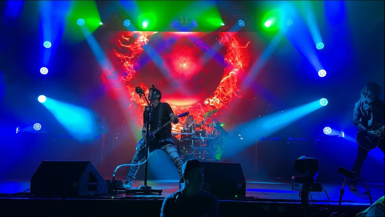 Godsmack - Cryin’ Like a Bitch!! - (Live Berlin 2025) 4K