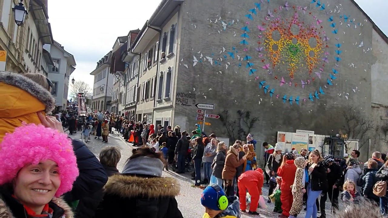 Carnaval d'Estavayer 2020, Grand cortège et mise à feu de la Perche