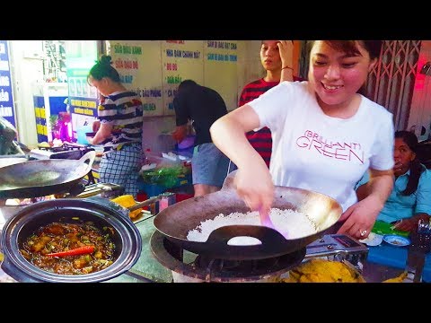 Thumbnail for Em gái Sài Gòn bán cơm cháy kho quẹt cực ngon trên vĩa hè  | street food of saigon