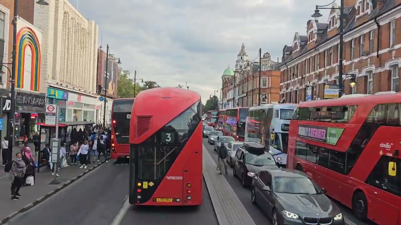 FULL ROUTE VISUAL | London Bus Route  X68 - Russell Square to West Croydon | MHV58 (BV66VKJ)