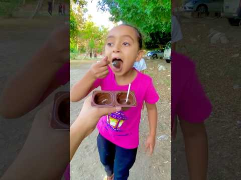 اكل كل الشوكولا 