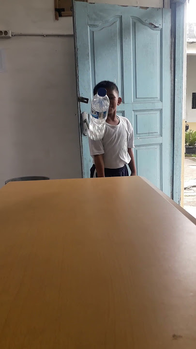 Keren... Melempar Botol Minuman Bisa Berdiri Tepat 2 Kali | Bos Deo