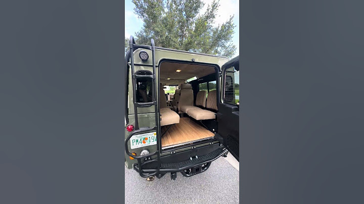 Sage Green Defender 110 with tan interior, yes or no? 🤔 #shorts #landrover #classiccar