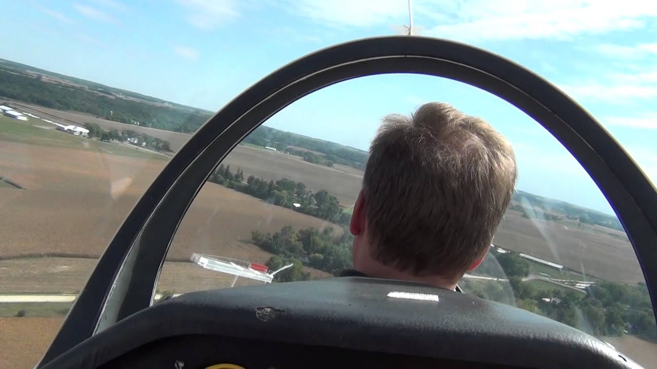 Minnesota Soaring Club Glider Schleicher ASK21 Landing Stanton