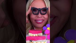 Hunnibee ASMR Neon food mukbang #shorts #asmr #mukbang #youtubeshorts #funny