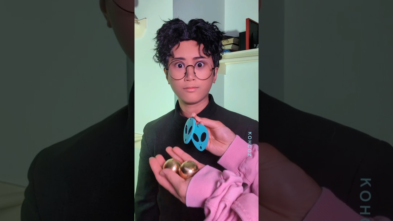 Happy DanDaDan Thursday 👽🛸 new cosplay! #dandadan #okarun #kentakakura #cosplay #dandadancosplay