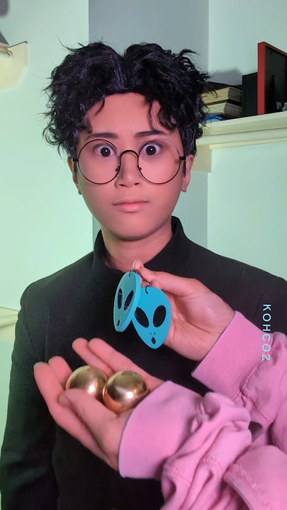 Happy DanDaDan Thursday 👽🛸 new cosplay! #dandadan #okarun #kentakakura #cosplay #dandadancosplay