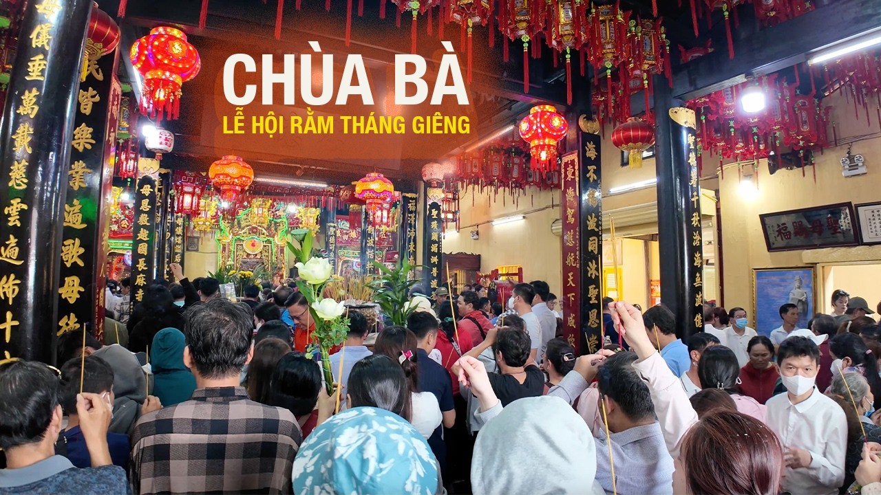 Không khí lễ hội Rằm Tháng Giêng tại Chùa Bà Bình Dương - Vi Na TV