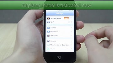 How to Turn On Airplane Mode on Apple iPhone 4