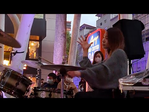 李侑真2023.01.01(日)街演⟨嗶嗶嗶-謝金燕⟩下午場