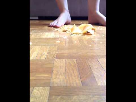 Crush crumbs party