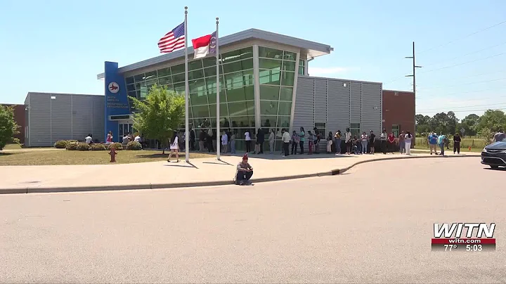Line outside of DMV ahead of Real ID deadline