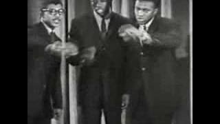 In the Still of the Night - Fred Parris and The Satins
