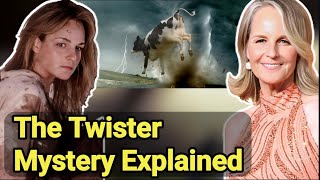 Why Helen Hunt Isn't In New Twisters Movie | Twisters | Helen Hunt | Glen Powell | Bill Paxton