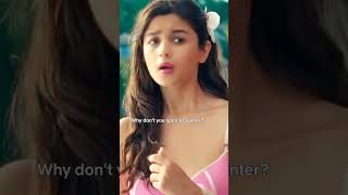 Alia Bhatt gets POSSESSIVE Over Varun Dhawan in #StudentOfTheYear 👀