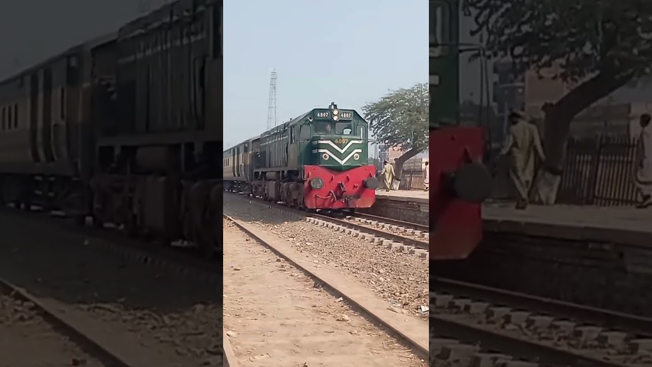 Mohan Jo Daro Express Arrivel at Rahmani Nagar Station 