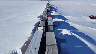 Снежный апокалипсис в Казахстане. Машины откапывают из снега. Автотрассы закрыты в девяти областях