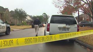 Alleged intruder shot by mom left a trail of blood, making it easy for Sugar Land police to find him