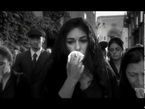 Dolce & Gabbana Classic Spot by Giuseppe Tornatore featuring Monica Bellucci - 2003