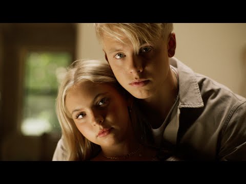 Смотреть клип Carson Lueders - U & I