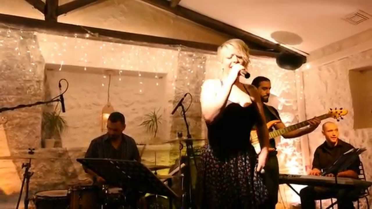 Marianna Seas "Sweet Angel" (Live)
