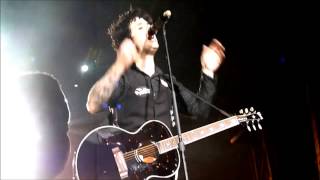 Green Day - Wake Me Up When September Ends and Good Riddance (Time of Your Life) (Live Multi-Cam) HD