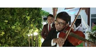 CAN'T HELP FALLING IN LOVE - KIRAB BIOLA PROSESI PERNIKAHAN