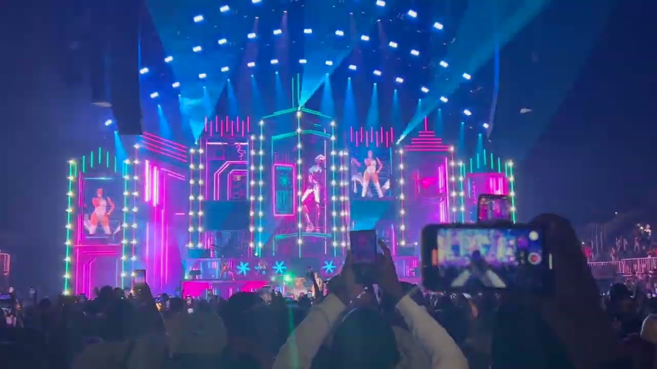 Nicki Minaj Pink Friday 2 World Tour - ATLANTA Night 1 & 2