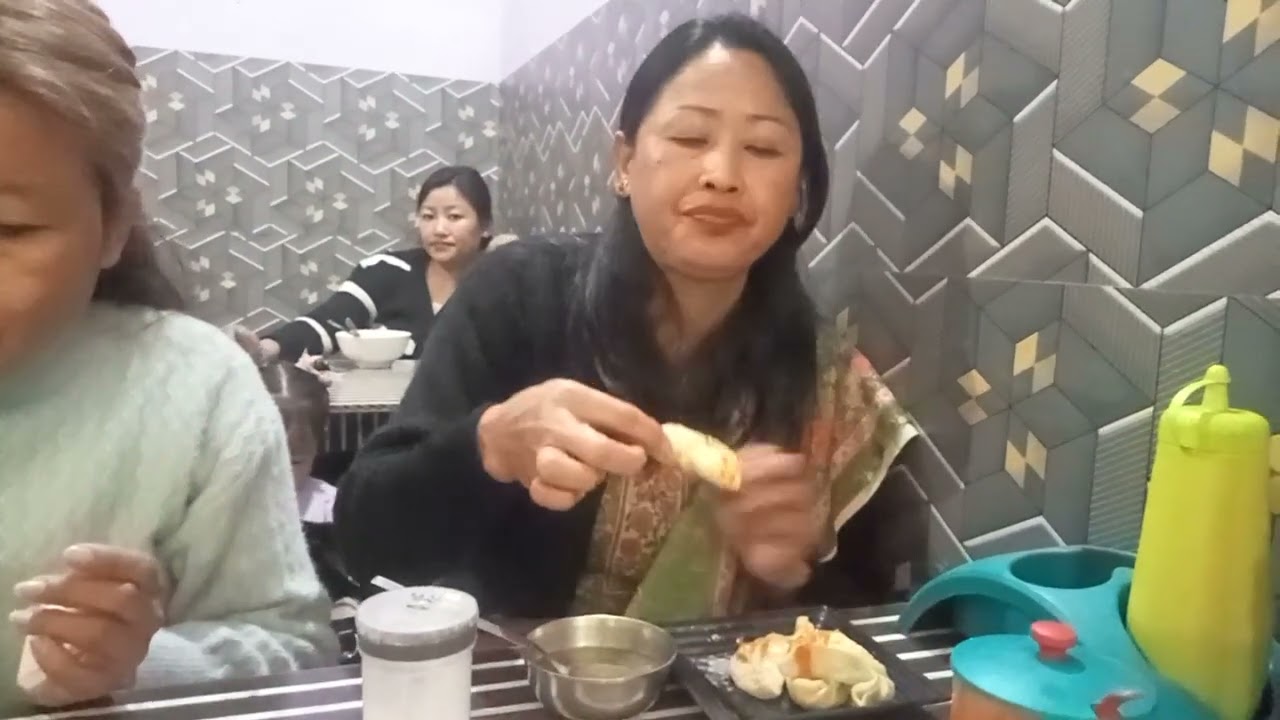 Aaju Ko Momo vlog 😁