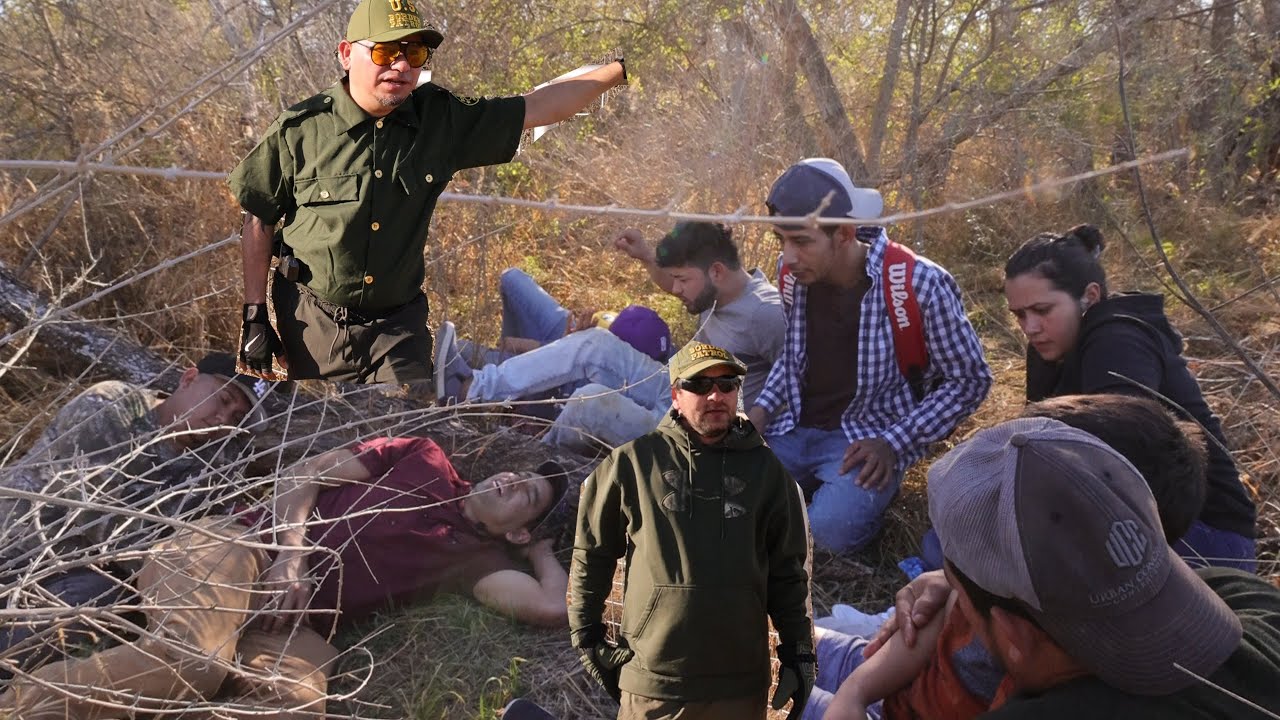 EL MOJADO CAP2 LA MIGRA LOS CORRETEO EN EL LEVANTÓN! buscando el sueño Americano,