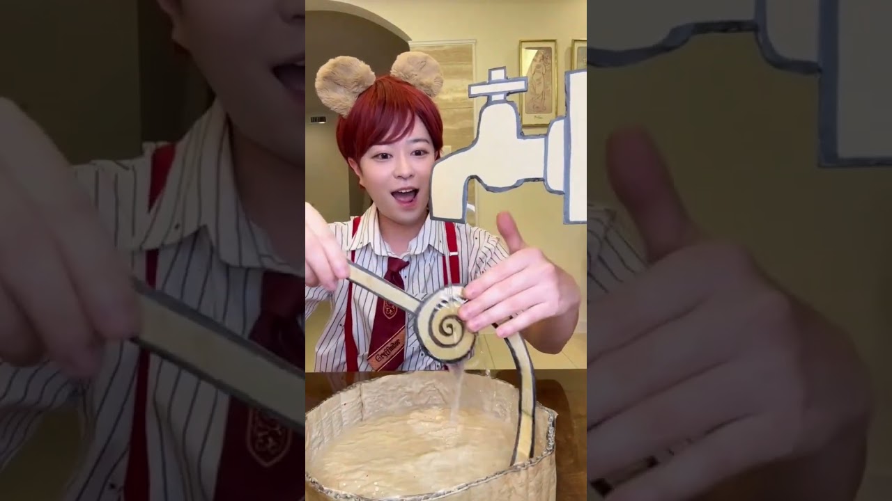 Утенок-инвалид помогает своему другу-коту 🐥0725 