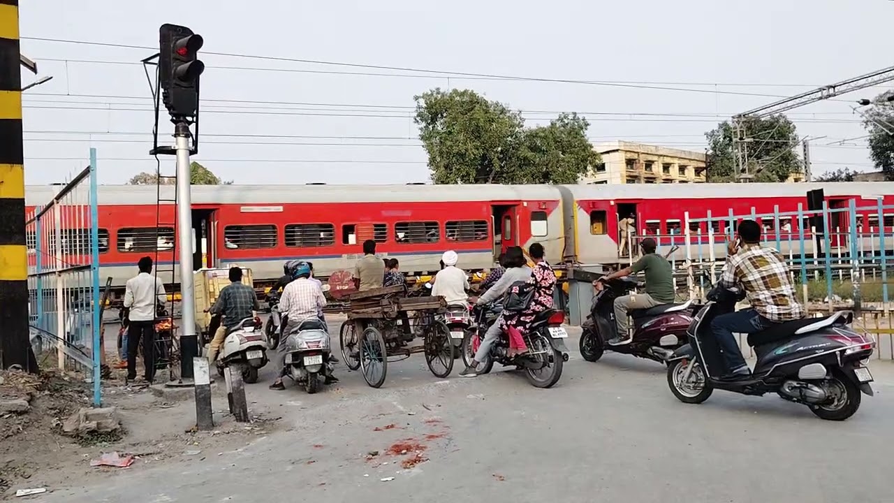 purnia cort amritsar jansewa express heading towards beas junction