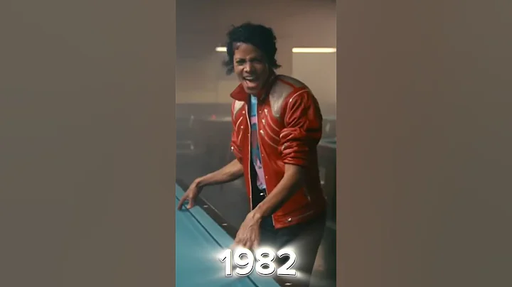 BEAT IT! After all, the real thing is different! #michaeljackson #moonwalk #michaeljackton