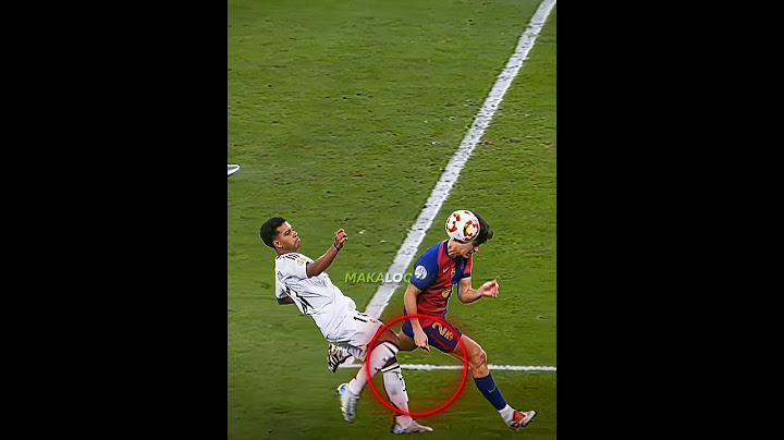Rodrygo bluetooth tackle 💀🏆🐐 #shorts #rodrygo #cubarsi #realmadrid #barcelona #elclasico #tackle