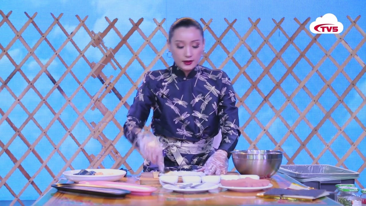 Баярын ширээний зоог - Олон төрлийн кимбаб хэрхэн хийх вэ?