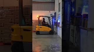 #tarzan #operatorhero #factoryvlog #heavymachine #forklift #shorts #viral #desivlog #worklife 👍😚☺️👍