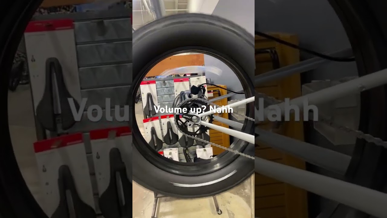 YouTubeでTime for snow? #mtb #fatbike #surly #bike #bikeshop #mountainbike #asmr #fyp #sound #4x4 #cyclingを視聴 YouTubeでTime for snow? #mtb #fatbike #surly #bike #bikeshop #mountainbike #asmr #fyp #sound #4x4 #cyclingを視聴
