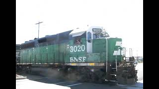 BNSF 3020 South & Swiching and FURX 5574 North! [The locals are working today!]
